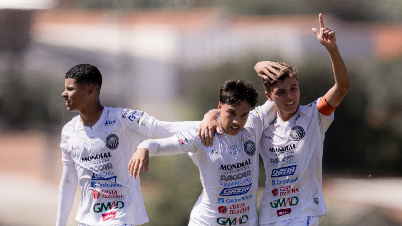 Sub-17 do Fantasma busca vaga na final do Paranaense contra o Coritiba