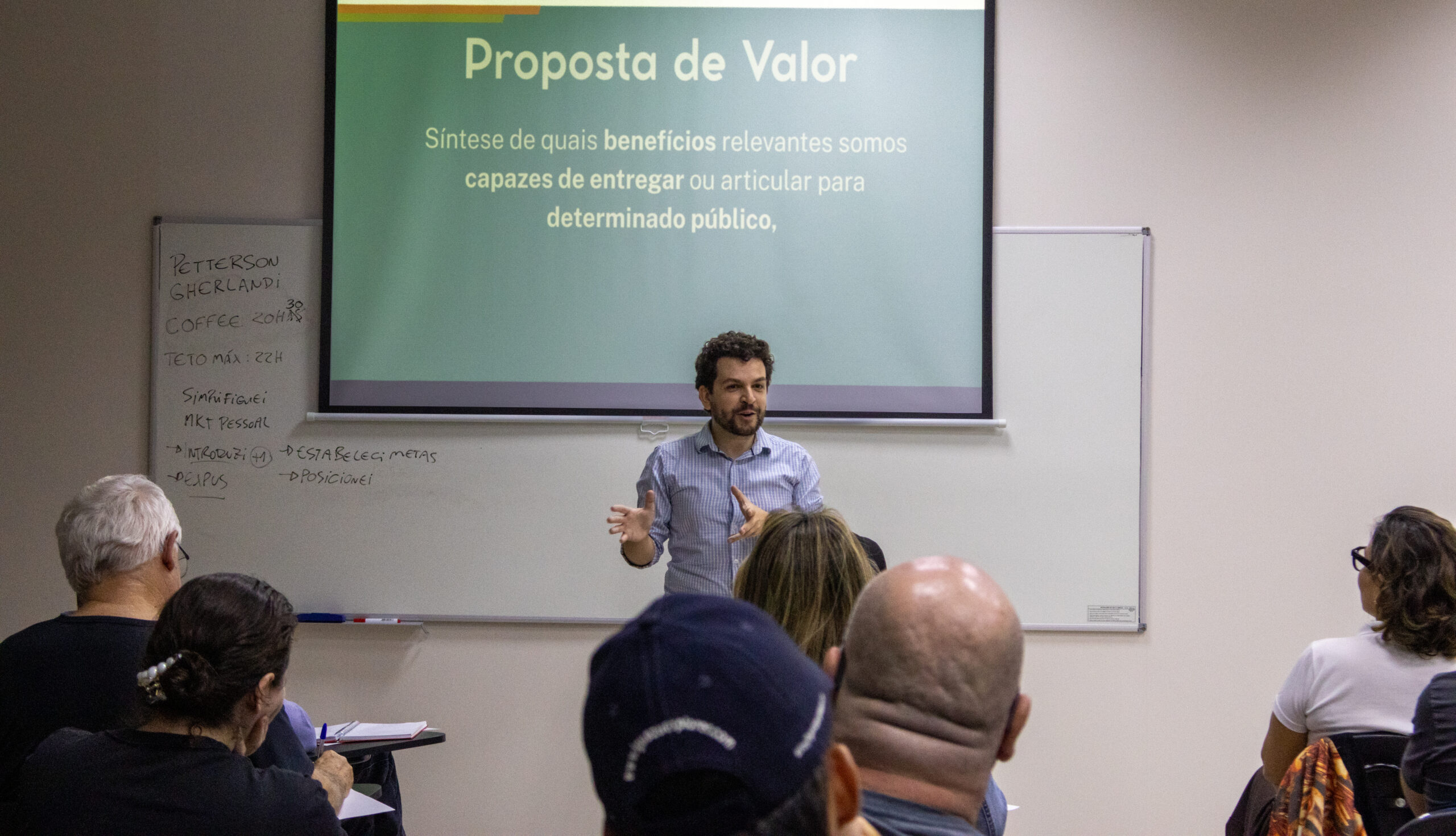 SMTU promove capacitação em marketing digital para guias de turismo de Foz do Iguaçu